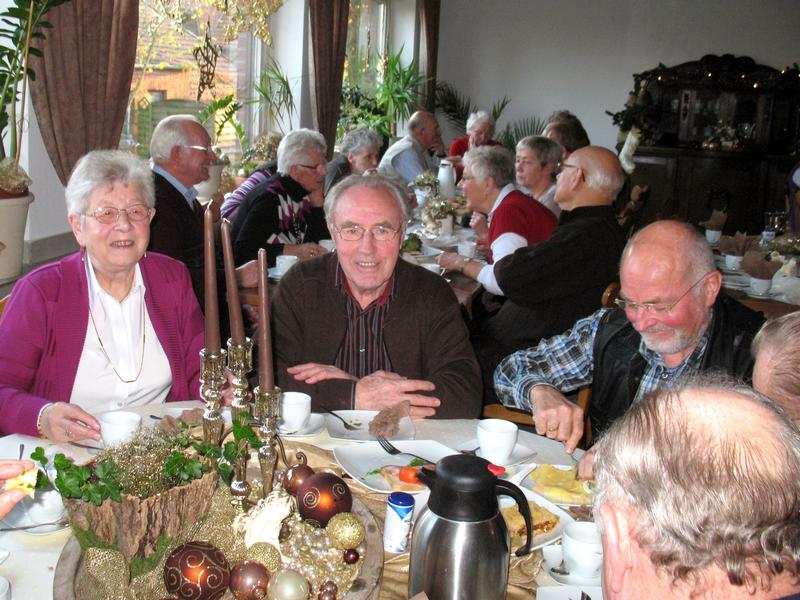 Eine Foto von der Seniorentafel 2010