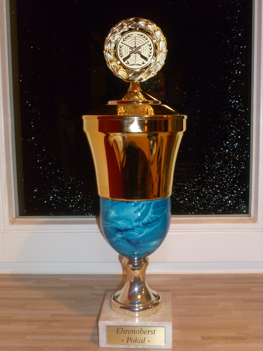 Der Ehrenoberst-Pokal - gestiftet von Ludger Tenbrink